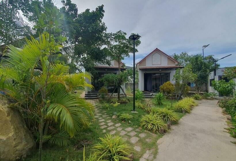 اتاق استاندارد سه تخته با چشم‌انداز باغ, Fla Village