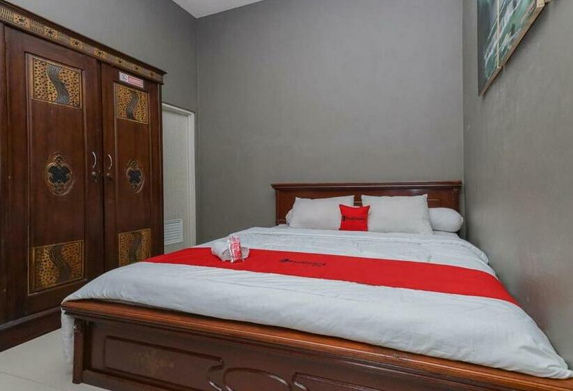 Номер Стандарт, Reddoorz Syariah At House Of Melati Kepanjen