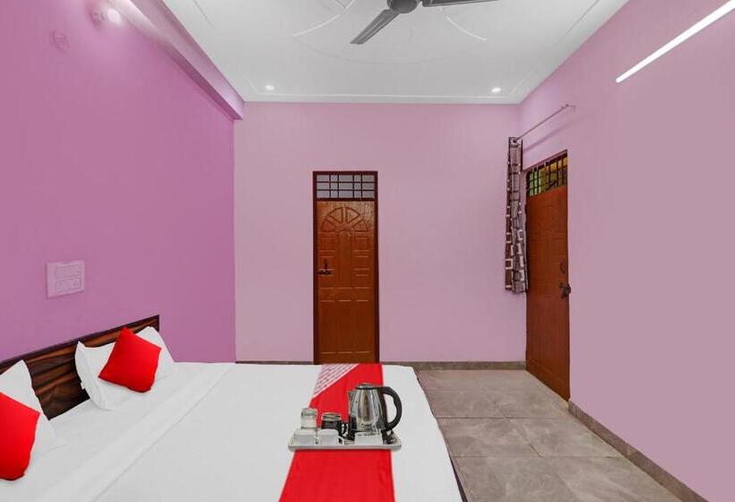 Quarto Triplo Clássico, Flagship Sweet Homes