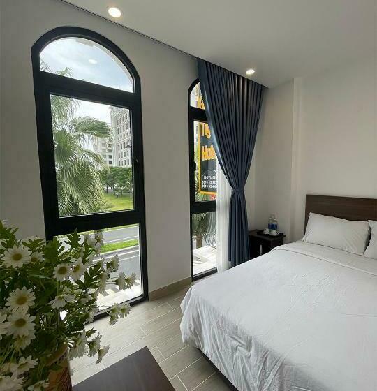 اتاق استاندارد با تخت بزرگ, Golden Tiger Grand World