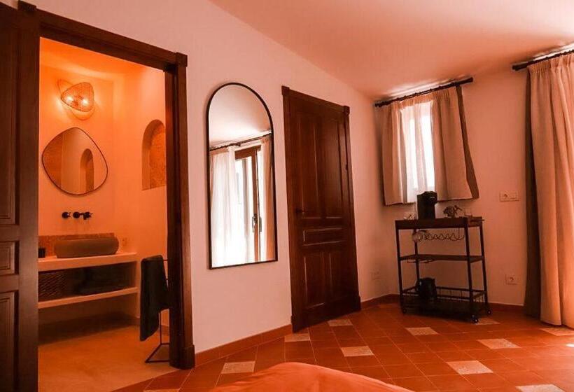 Семейный Номер, Finca Besito