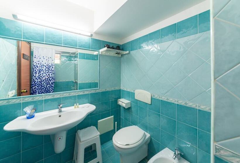 Номер Стандарт Вид на Сад, Maison Twentyfive