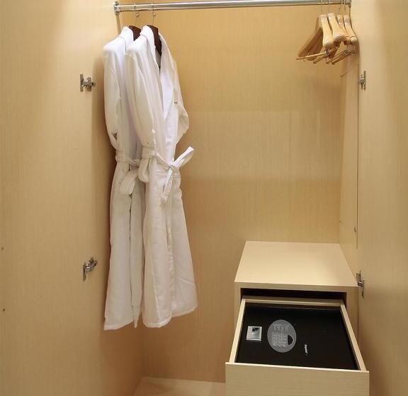 اتاق سوپریور, City Suites  Kaohsiung Chenai