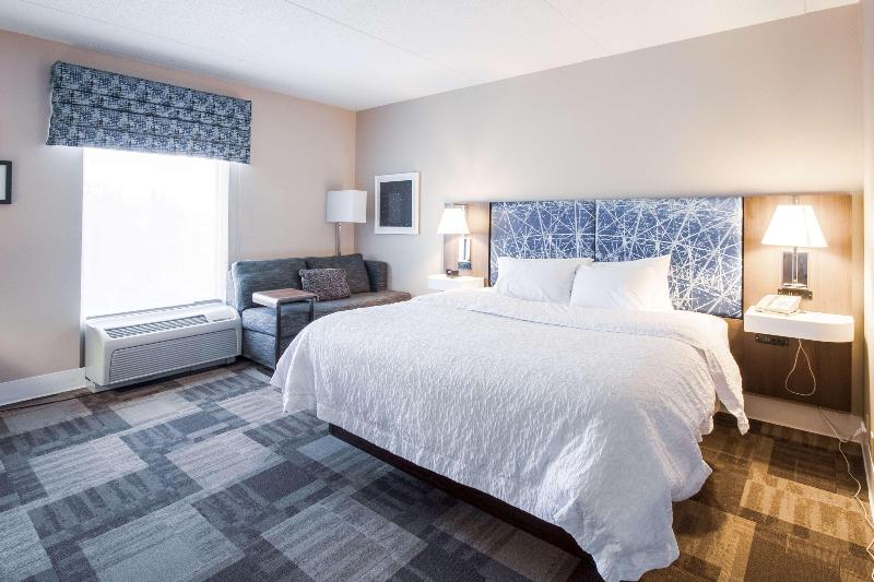 Номер Стандарт, Hilton Garden Inn Roanoke