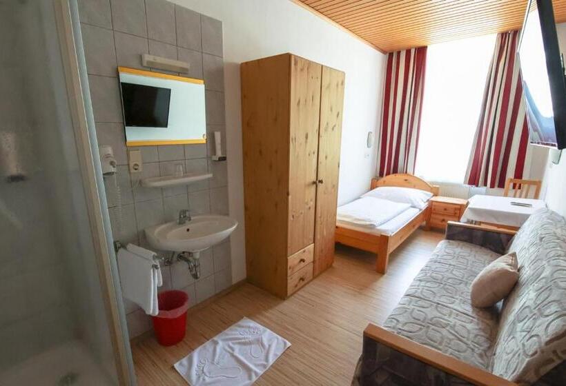 Standaard Éénpersoonskamer met Gedeelde Badkamer, Wilder Mann