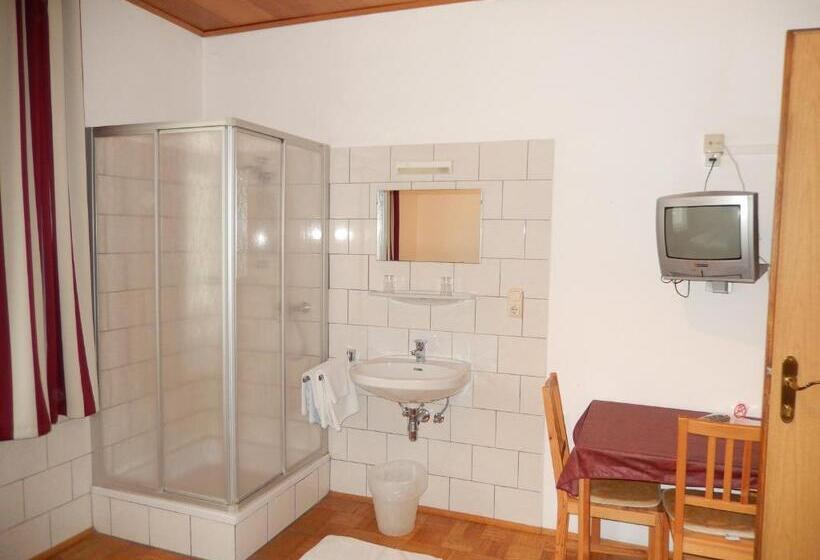 Standaardkamer met Gedeelde Badkamer, Wilder Mann