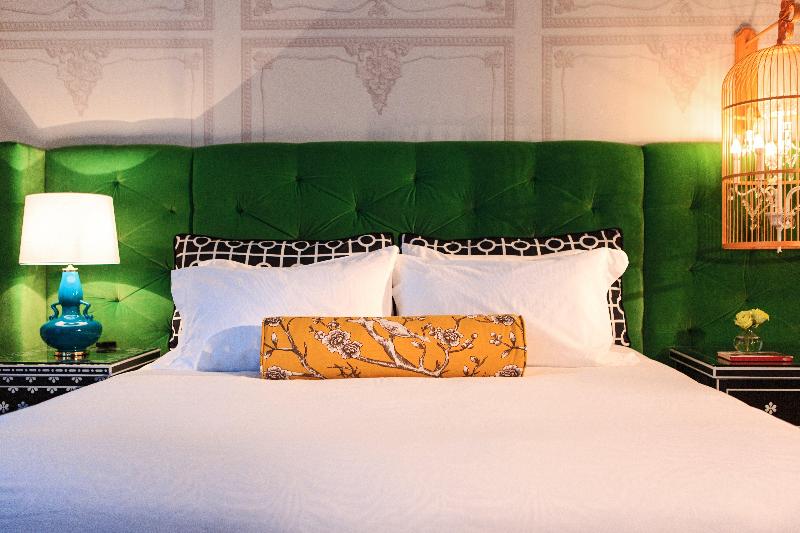 اتاق استاندارد با تخت بزرگ برای معلولان, Kimpton Hotel Monaco Pittsburgh, An Ihg