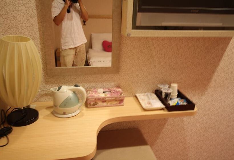 اتاق استاندارد سه نفره, Tanxiang Resort Hotel Sun Moon Lake Harbour   Sun Moon Lake Pier