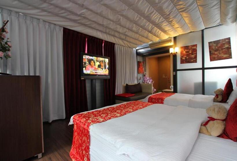 سوئیت پرزیدنت, Tanxiang Resort Hotel Sun Moon Lake Harbour   Sun Moon Lake Pier