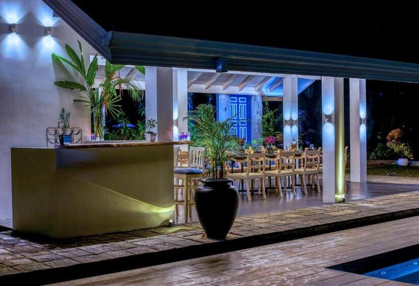 Номер Deluxe Кровать Кинг, The Niche By Dbi   10 Minutes To The Beach