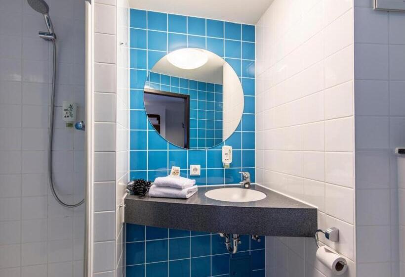 اتاق استاندارد سه نفره, B&b Hotel Augsburg Süd