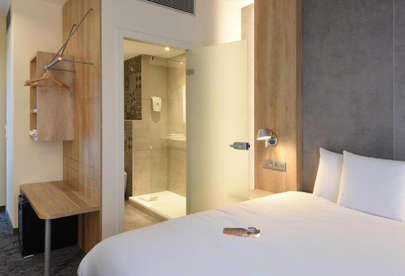 Номер Superior, Ibis Styles La Louviere