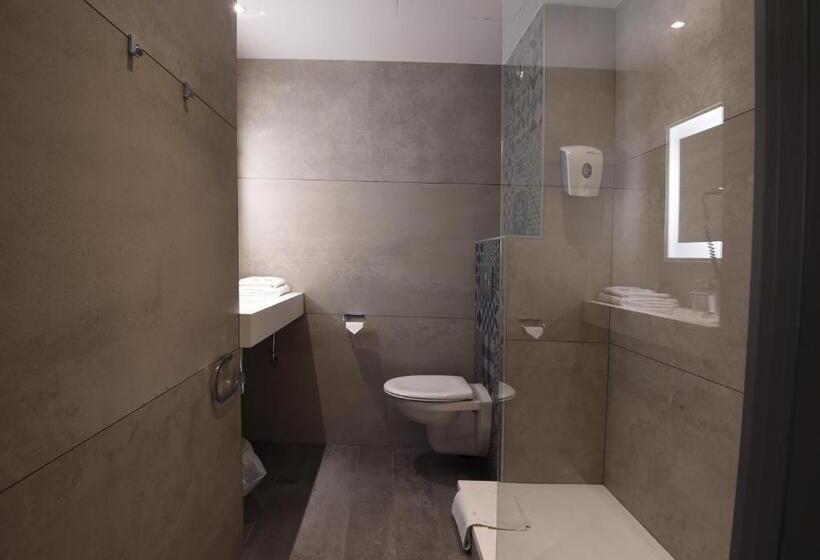 Номер Superior, Ibis Styles La Louviere