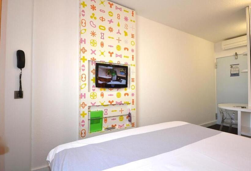 Номер Стандарт, Ibis Styles La Louviere