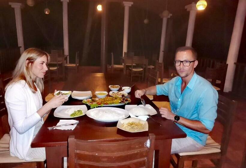 اتاق لوکس با چشم‌انداز دریا, Helios Beach Resort