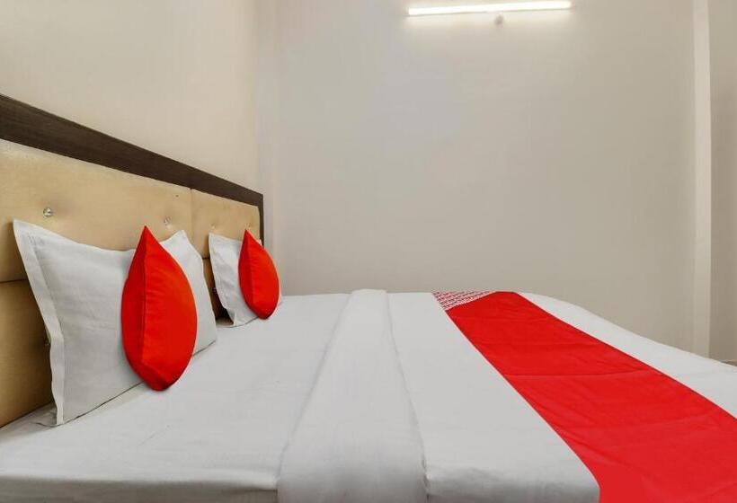 Трехместный Номер Классика, Oyo 85652  Tejas