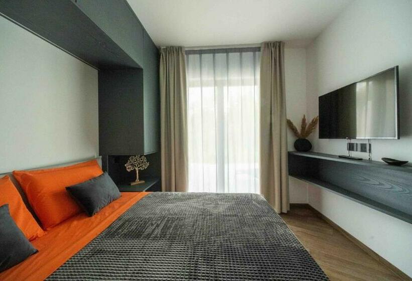 Номер Стандарт Вид на Сад, Dolomiti Nice1