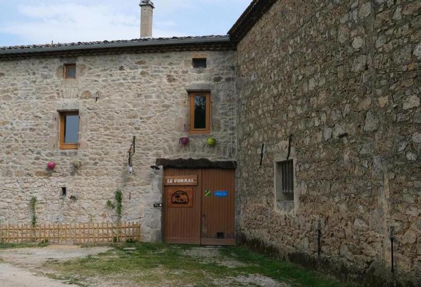 Трехместный Номер Стандарт Совместная Ванная, Le Corral Chambre D Hôte