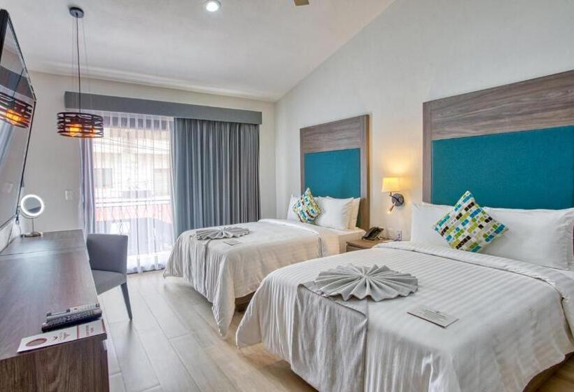 Quarto Quádruplo Estandar, Casa Nicole Boutique