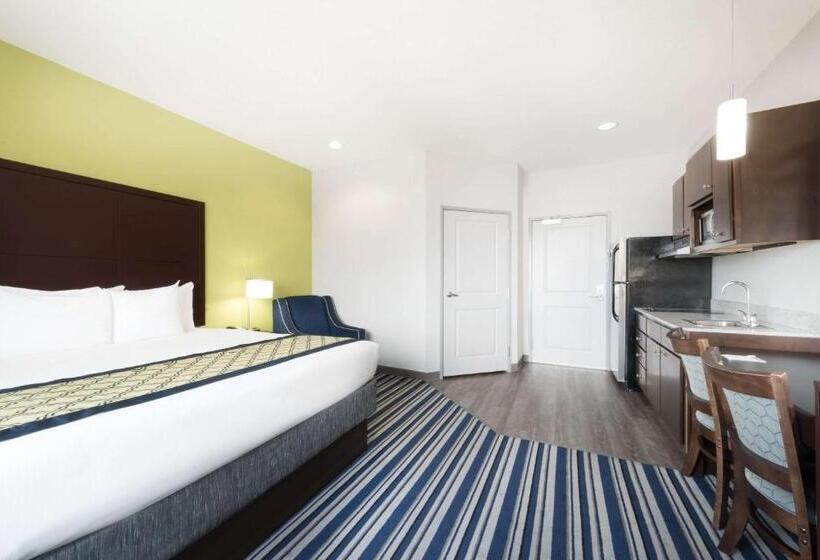 Люкс Deluxe 2 Спальни, Hawthorn Extended Stay By Wyndham Midland