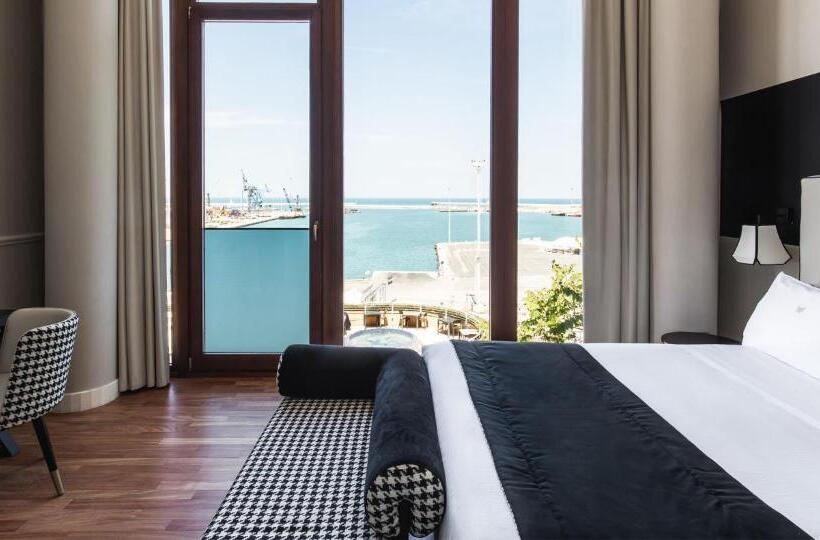 اتاق لوکس, Seeport