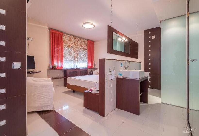 Quarto Estandar com Hidromassagem, Vivar