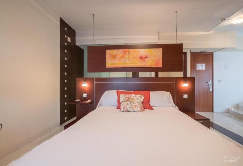 Quarto Estandar com Hidromassagem, Vivar