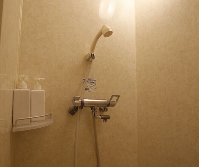 Кровать в Общей Комнате, Backpackers Hostel K S House Hiroshima