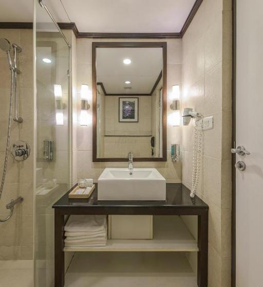 Номер Superior, Club Mahindra Mount Serene, Munnar