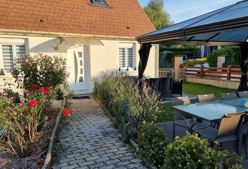 Трехместный Номер Стандарт Вид на Сад, Chez Christian&astrid Next To Disneyland Paris