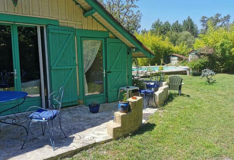 Номер Deluxe, Les Hôtes Landes