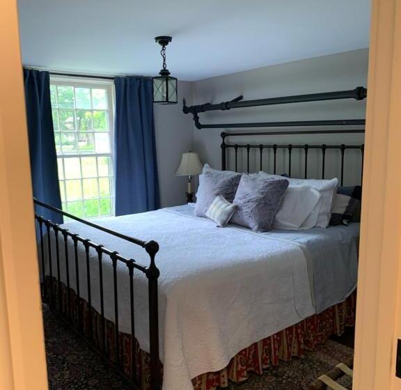 Студио Стандарт Вид на Сад, Innkeeper S Place B&b