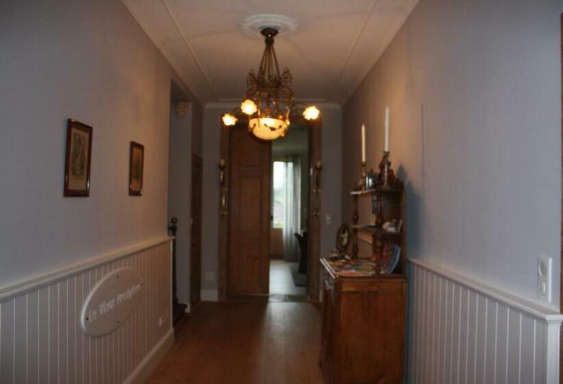 Номер Стандарт, Le Vieux Presbytère