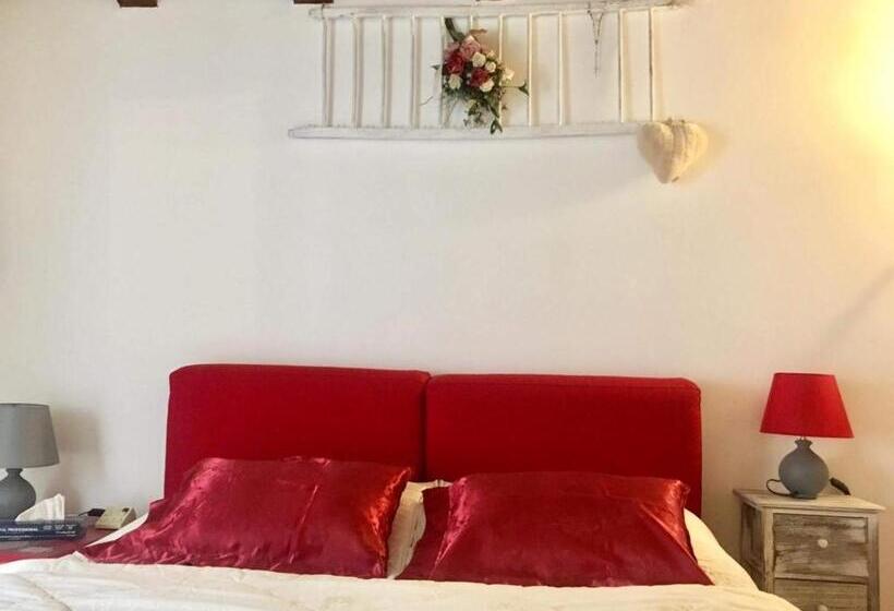 اتاق استاندارد, Rosy25