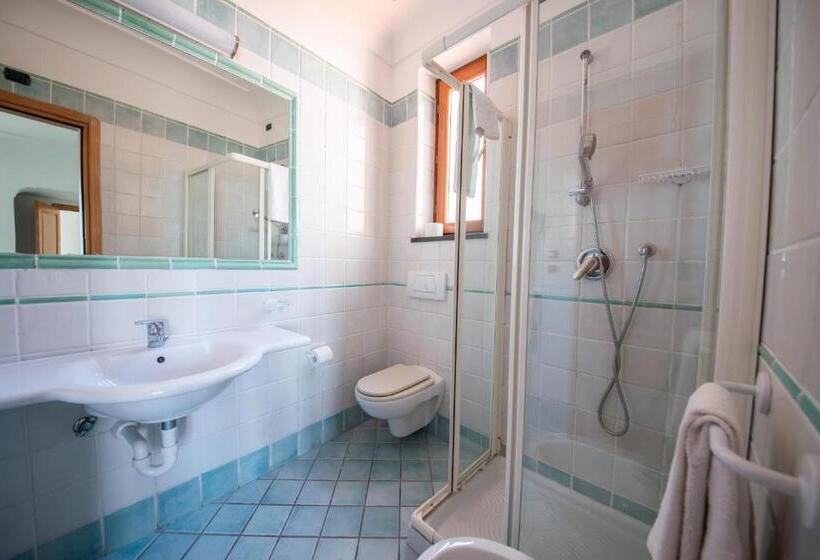 Номер Стандарт Трехместный, La Capannina   Hotel & Apartments