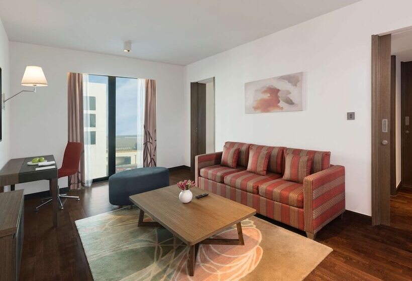 سوییت سوپریور, Novotel New Delhi Aerocity  International Airport
