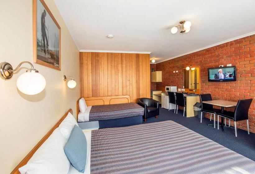 패밀리 룸, Torquay Tropicana Motel