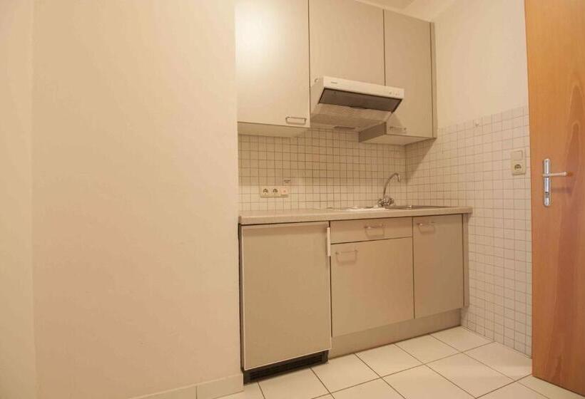 استودیوی استاندارد, Appartements Christophorus
