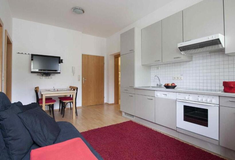 דירת שני חדרים, Appartements Christophorus