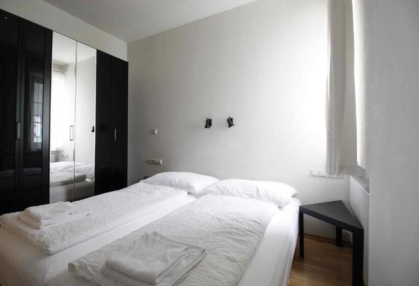 דירת שני חדרים, Appartements Christophorus