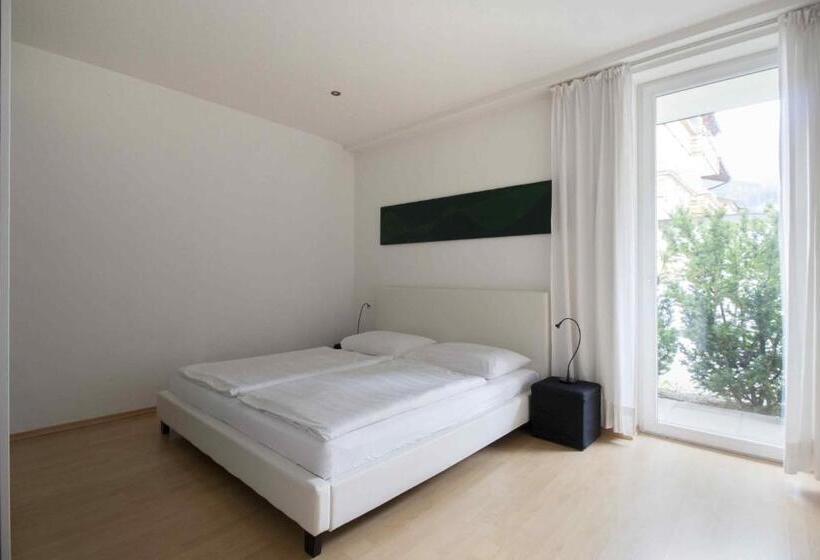 آپارتمان 2 خوابه با تراس, Appartements Christophorus