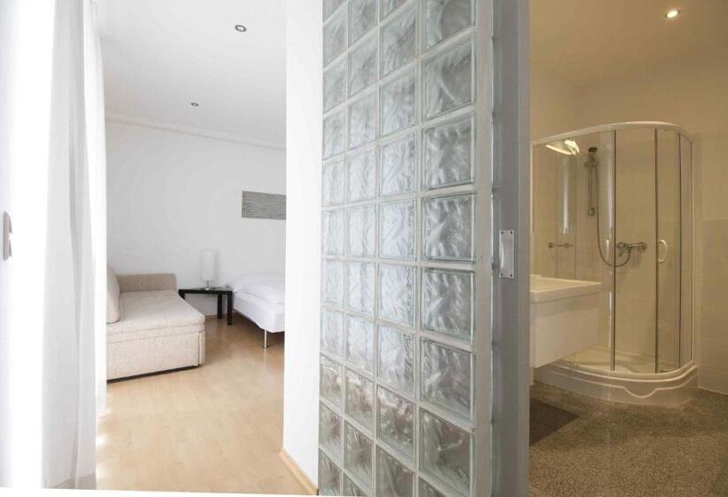 آپارتمان 2 خوابه با تراس, Appartements Christophorus