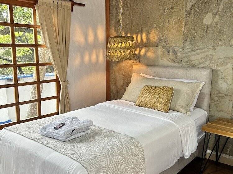 Номер Superior, Blu Galapagos Sustainable Waterfront Lodge