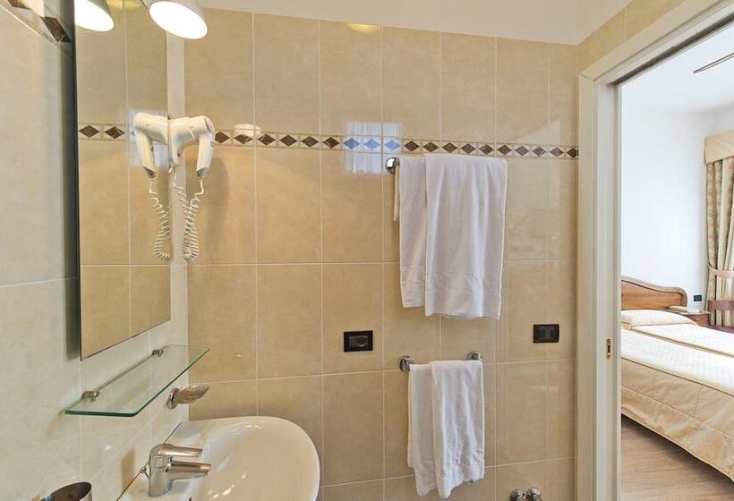 Habitación Estàndard Individual, Cristallo