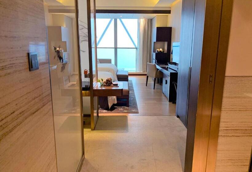 اتاق کلاب, Hualuxe Hotels & Resorts Nanchang High Tech Zone, An Ihg
