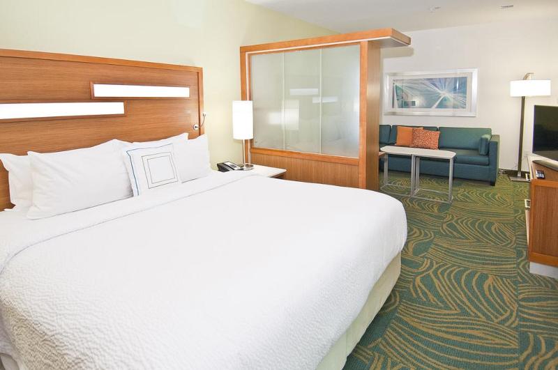 스탠다드 스튜디오 킹침대, Springhill Suites By Marriott Baton Rouge Gonzales