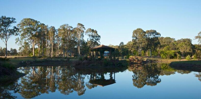 오두막, Lake Weyba Cottages Noosa