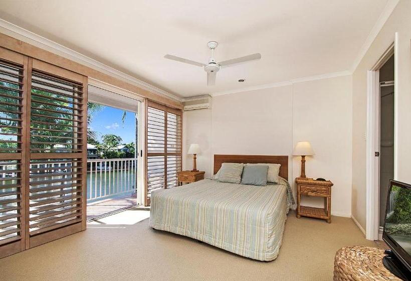 Вилла 2 Спальни, Portside Noosa Waters