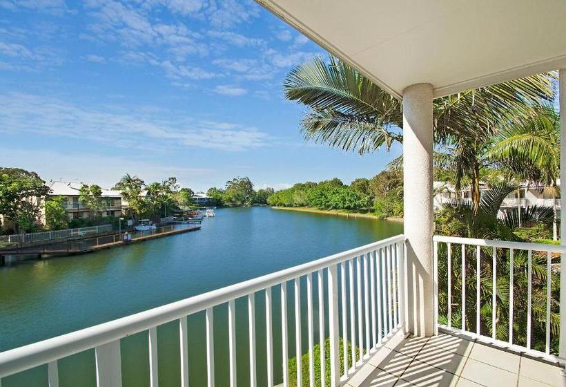 Вилла 2 Спальни, Portside Noosa Waters
