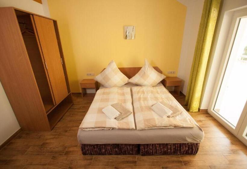 Номер Стандарт, Pension Diener